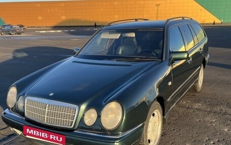 Mercedes-Benz E-Класс, 1997 год, 520 000 рублей, 5 фотография