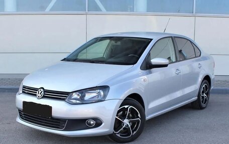 Volkswagen Polo VI (EU Market), 2012 год, 725 000 рублей, 1 фотография