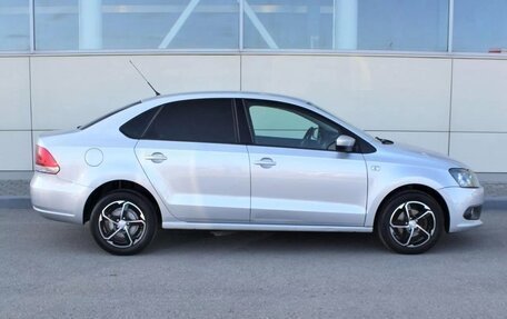 Volkswagen Polo VI (EU Market), 2012 год, 725 000 рублей, 3 фотография