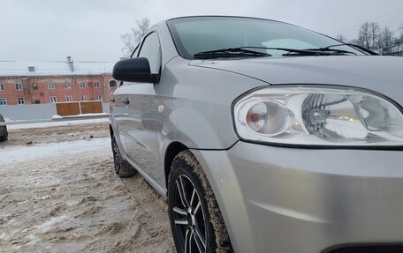 Chevrolet Aveo III, 2010 год, 600 000 рублей, 2 фотография