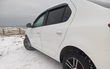 Renault Logan II, 2015 год, 1 300 000 рублей, 4 фотография