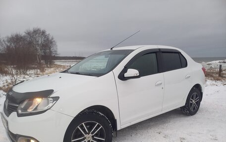 Renault Logan II, 2015 год, 1 300 000 рублей, 2 фотография