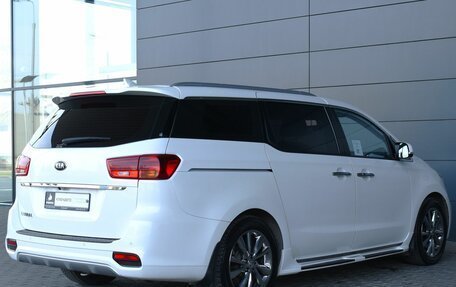 KIA Carnival III, 2019 год, 3 050 000 рублей, 6 фотография