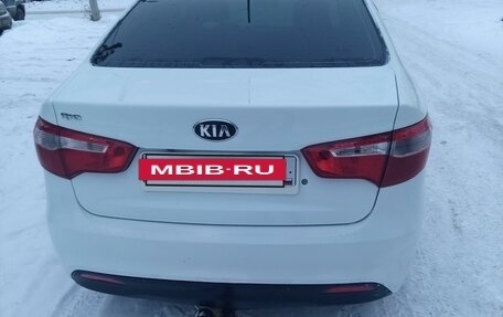 KIA Rio III рестайлинг, 2014 год, 810 000 рублей, 14 фотография