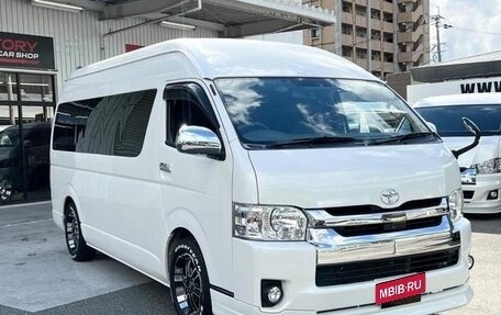 Toyota HiAce H200, 2021 год, 5 110 000 рублей, 3 фотография