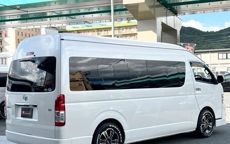 Toyota HiAce H200, 2021 год, 5 110 000 рублей, 7 фотография