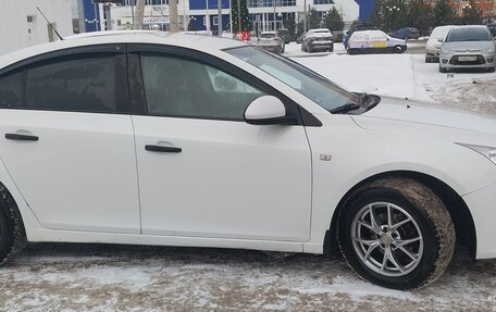 Chevrolet Cruze II, 2012 год, 750 000 рублей, 3 фотография