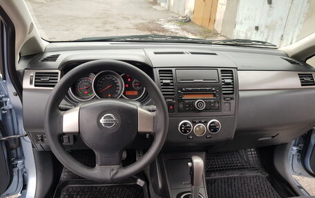 Nissan Tiida, 2010 год, 830 000 рублей, 15 фотография