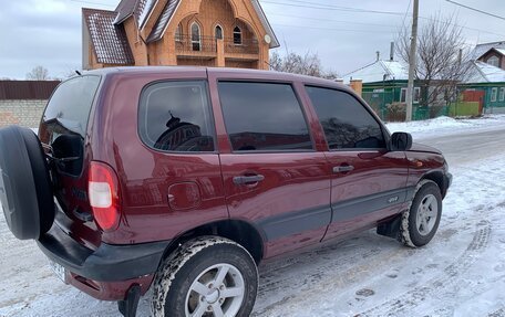 Chevrolet Niva I рестайлинг, 2003 год, 470 000 рублей, 19 фотография