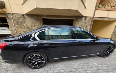 BMW 7 серия, 2016 год, 4 750 000 рублей, 3 фотография