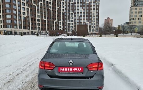 Volkswagen Jetta VI, 2013 год, 990 000 рублей, 17 фотография