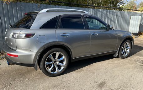 Infiniti FX I, 2005 год, 1 350 000 рублей, 13 фотография