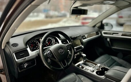 Volkswagen Touareg III, 2013 год, 2 450 000 рублей, 16 фотография