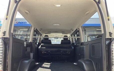 Toyota HiAce H200, 2021 год, 3 945 000 рублей, 18 фотография