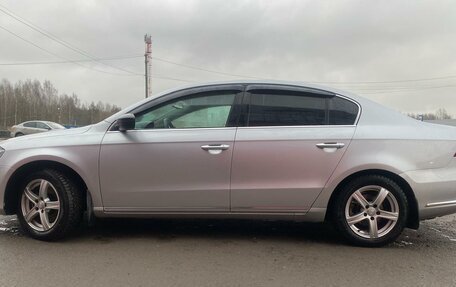 Volkswagen Passat B7, 2011 год, 1 070 000 рублей, 2 фотография