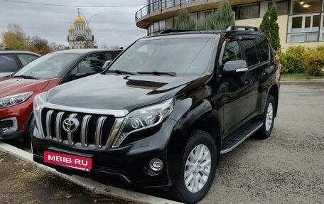 Toyota Land Cruiser Prado 150 рестайлинг 2, 2015 год, 3 650 000 рублей, 3 фотография