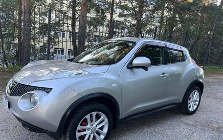 Nissan Juke II, 2010 год, 850 000 рублей, 3 фотография