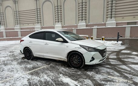 Hyundai Solaris II рестайлинг, 2021 год, 950 000 рублей, 10 фотография