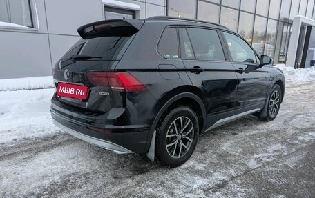 Volkswagen Tiguan II, 2019 год, 2 299 000 рублей, 4 фотография