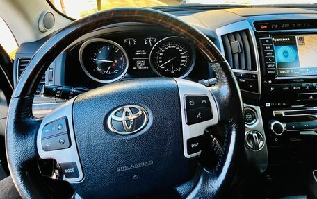 Toyota Land Cruiser 200, 2014 год, 6 200 000 рублей, 18 фотография