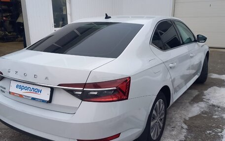 Skoda Superb III рестайлинг, 2021 год, 3 034 000 рублей, 3 фотография