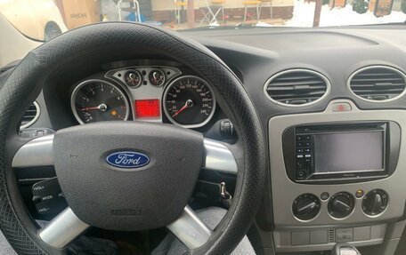 Ford Focus II рестайлинг, 2010 год, 700 000 рублей, 3 фотография