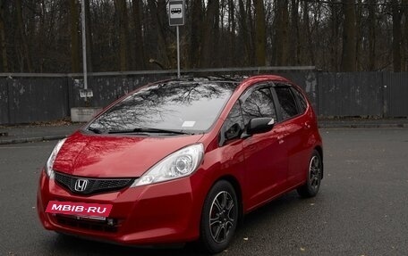 Honda Jazz II рестайлинг, 2012 год, 1 200 000 рублей, 2 фотография