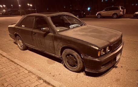 Nissan Gloria VIII, 1987 год, 140 000 рублей, 4 фотография