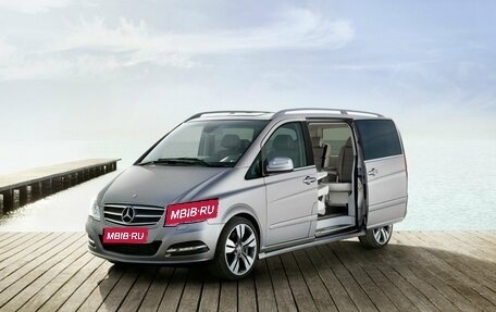 Mercedes-Benz Viano, 2013 год, 2 780 000 рублей, 1 фотография