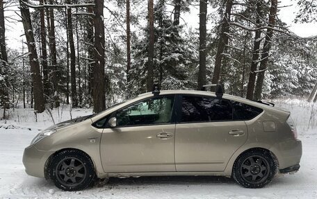 Toyota Prius, 2009 год, 930 000 рублей, 3 фотография