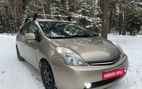 Toyota Prius, 2009 год, 930 000 рублей, 7 фотография