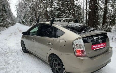 Toyota Prius, 2009 год, 930 000 рублей, 8 фотография