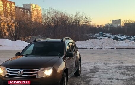 Renault Duster I рестайлинг, 2012 год, 935 000 рублей, 2 фотография