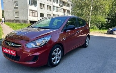 Hyundai Solaris II рестайлинг, 2011 год, 890 000 рублей, 1 фотография