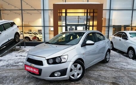 Chevrolet Aveo III, 2013 год, 869 000 рублей, 1 фотография