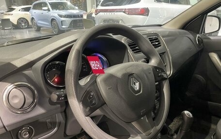 Renault Sandero II рестайлинг, 2014 год, 765 000 рублей, 13 фотография