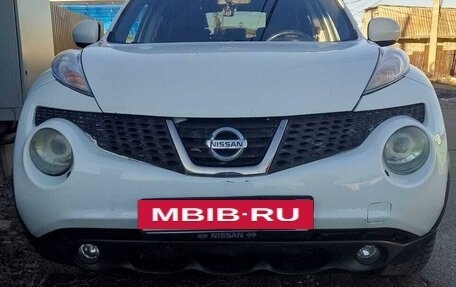 Nissan Juke II, 2011 год, 995 000 рублей, 14 фотография