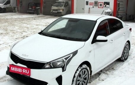 KIA Rio IV, 2021 год, 1 800 000 рублей, 5 фотография