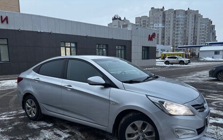 Hyundai Solaris II рестайлинг, 2016 год, 930 000 рублей, 2 фотография