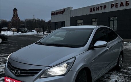 Hyundai Solaris II рестайлинг, 2016 год, 930 000 рублей, 4 фотография