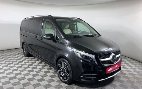 Mercedes-Benz V-Класс, 2019 год, 7 000 000 рублей, 3 фотография