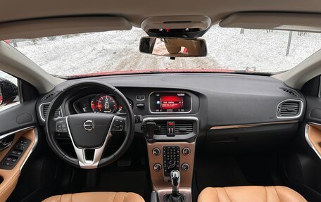 Volvo V40 Cross Country I, 2018 год, 2 300 000 рублей, 21 фотография