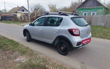 Renault Sandero II рестайлинг, 2016 год, 1 000 000 рублей, 3 фотография