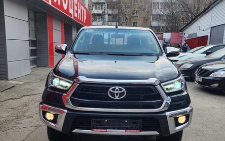 Toyota Hilux VIII, 2023 год, 5 327 000 рублей, 3 фотография