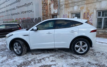 Jaguar E-Pace, 2018 год, 3 500 000 рублей, 13 фотография