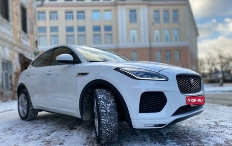 Jaguar E-Pace, 2018 год, 3 500 000 рублей, 7 фотография