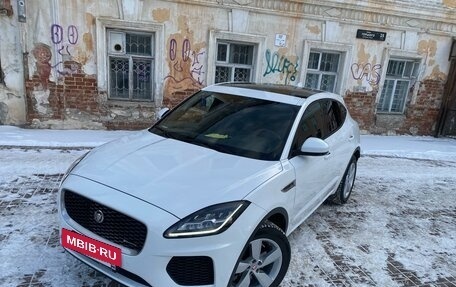 Jaguar E-Pace, 2018 год, 3 500 000 рублей, 15 фотография