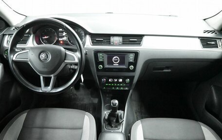 Skoda Rapid I, 2016 год, 1 077 000 рублей, 9 фотография