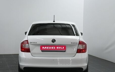 Skoda Rapid I, 2016 год, 1 077 000 рублей, 4 фотография