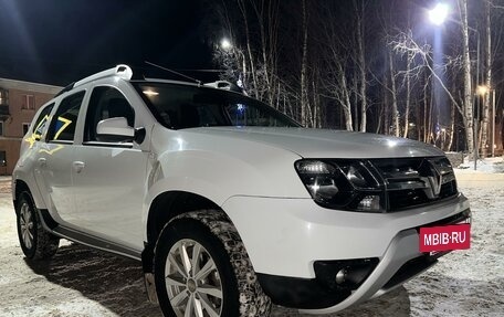 Renault Duster I рестайлинг, 2017 год, 1 650 000 рублей, 2 фотография